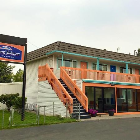 Howard Johnson By Wyndham Spokane Exterior foto
